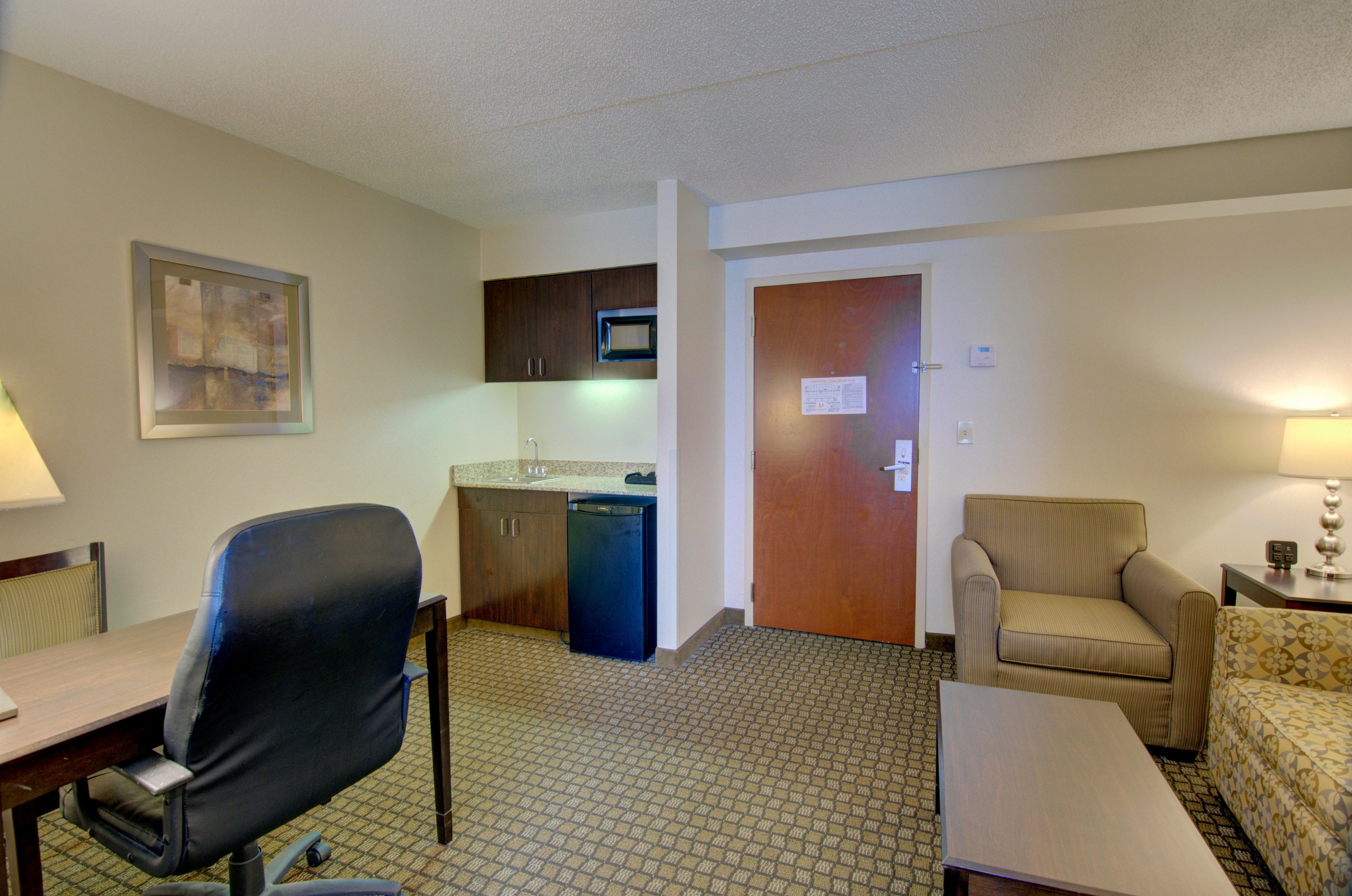 Holiday Inn Express Blacksburg By Ihg Exterior photo