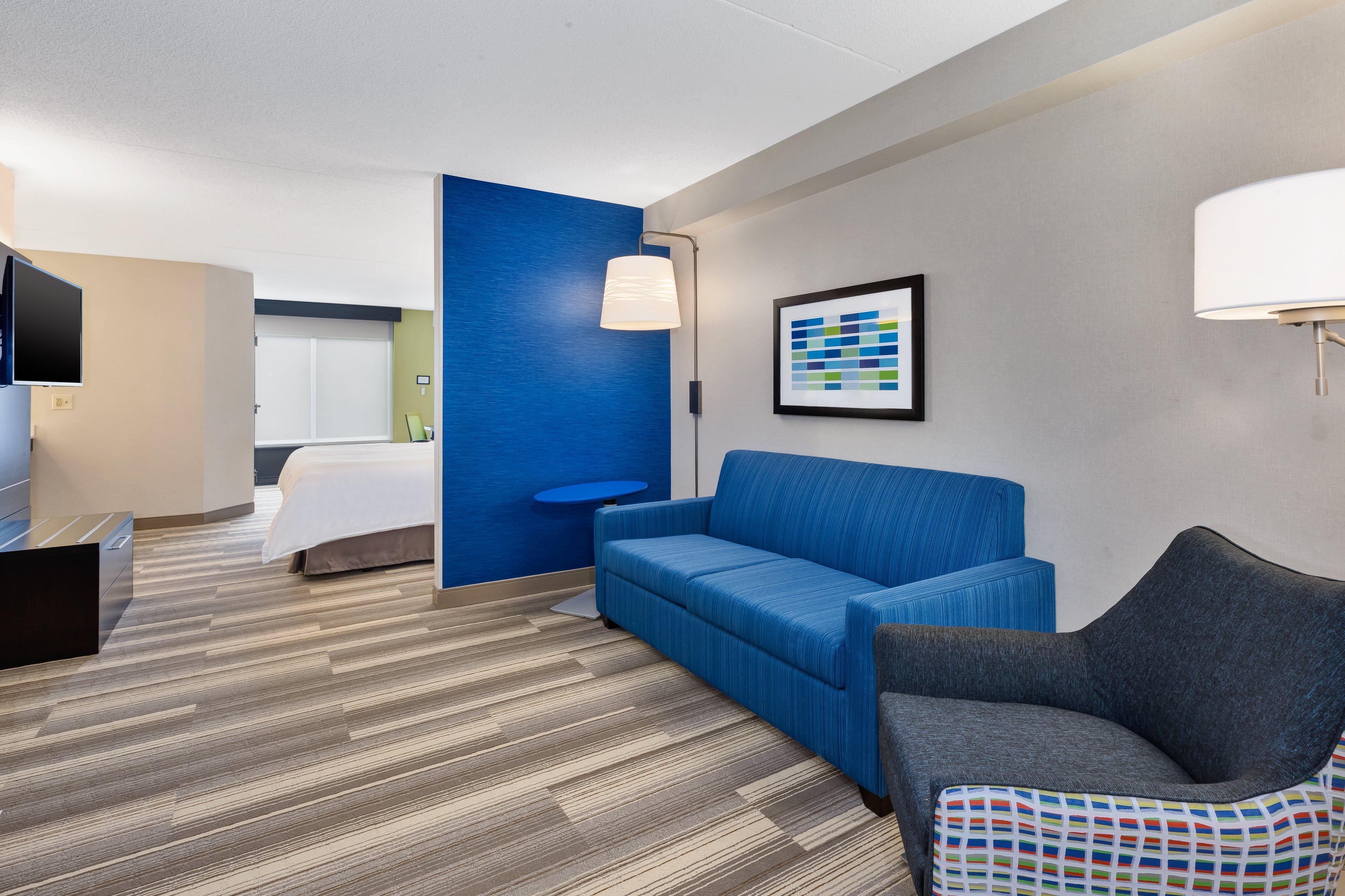 Holiday Inn Express Blacksburg By Ihg Exterior photo