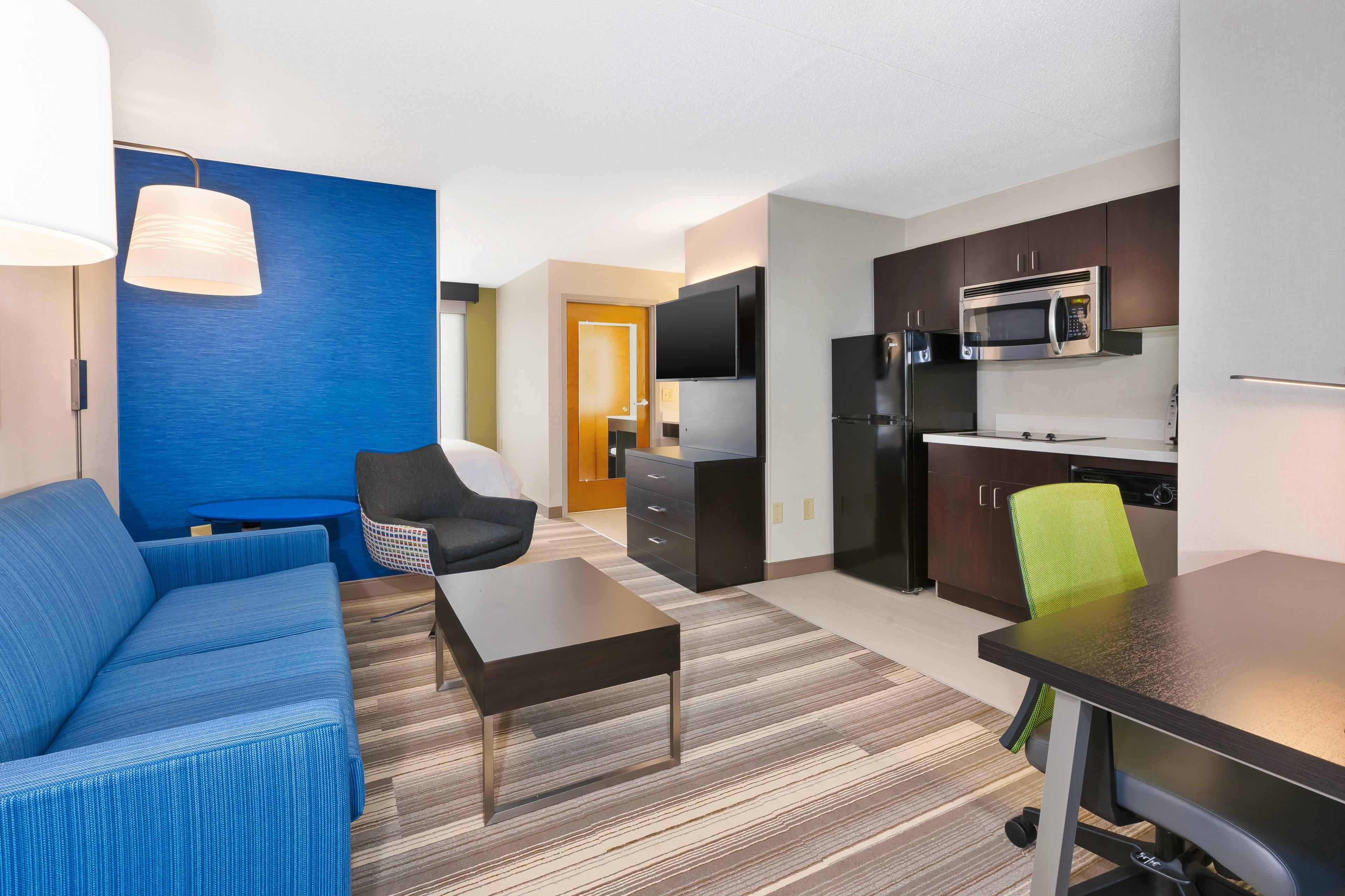 Holiday Inn Express Blacksburg By Ihg Exterior photo