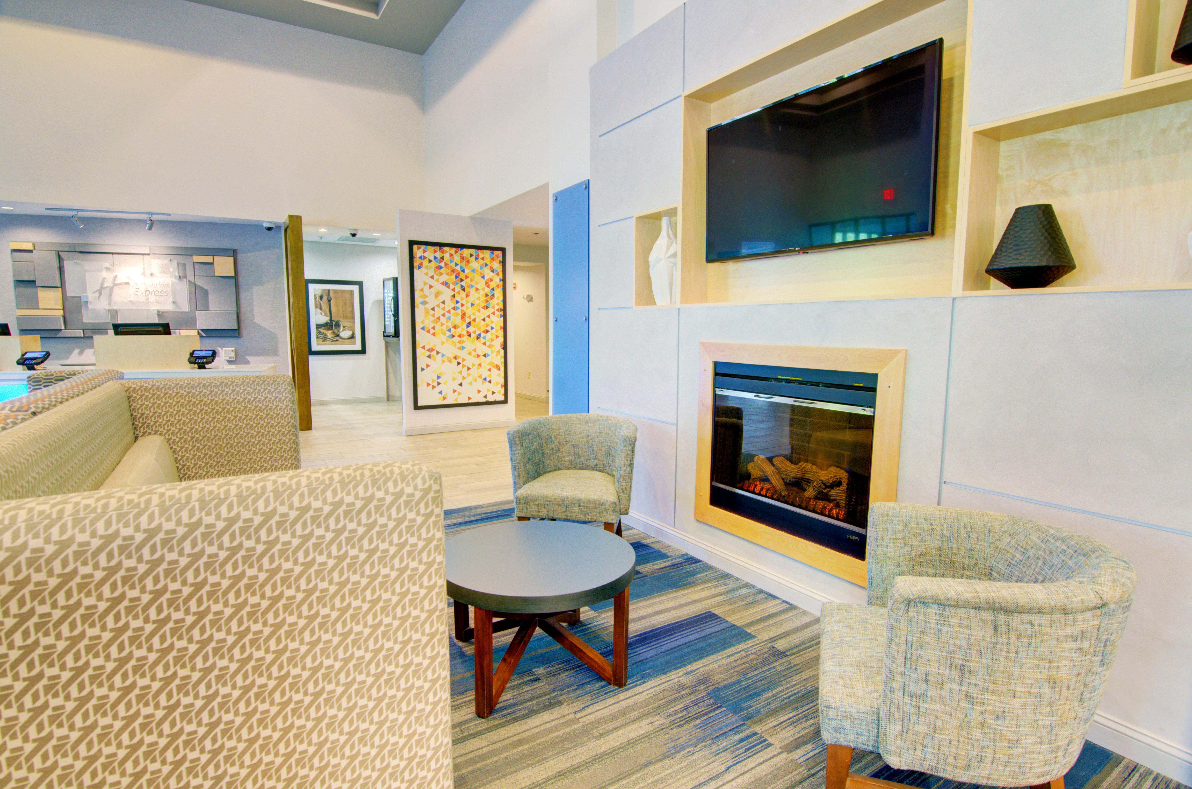 Holiday Inn Express Blacksburg By Ihg Exterior photo