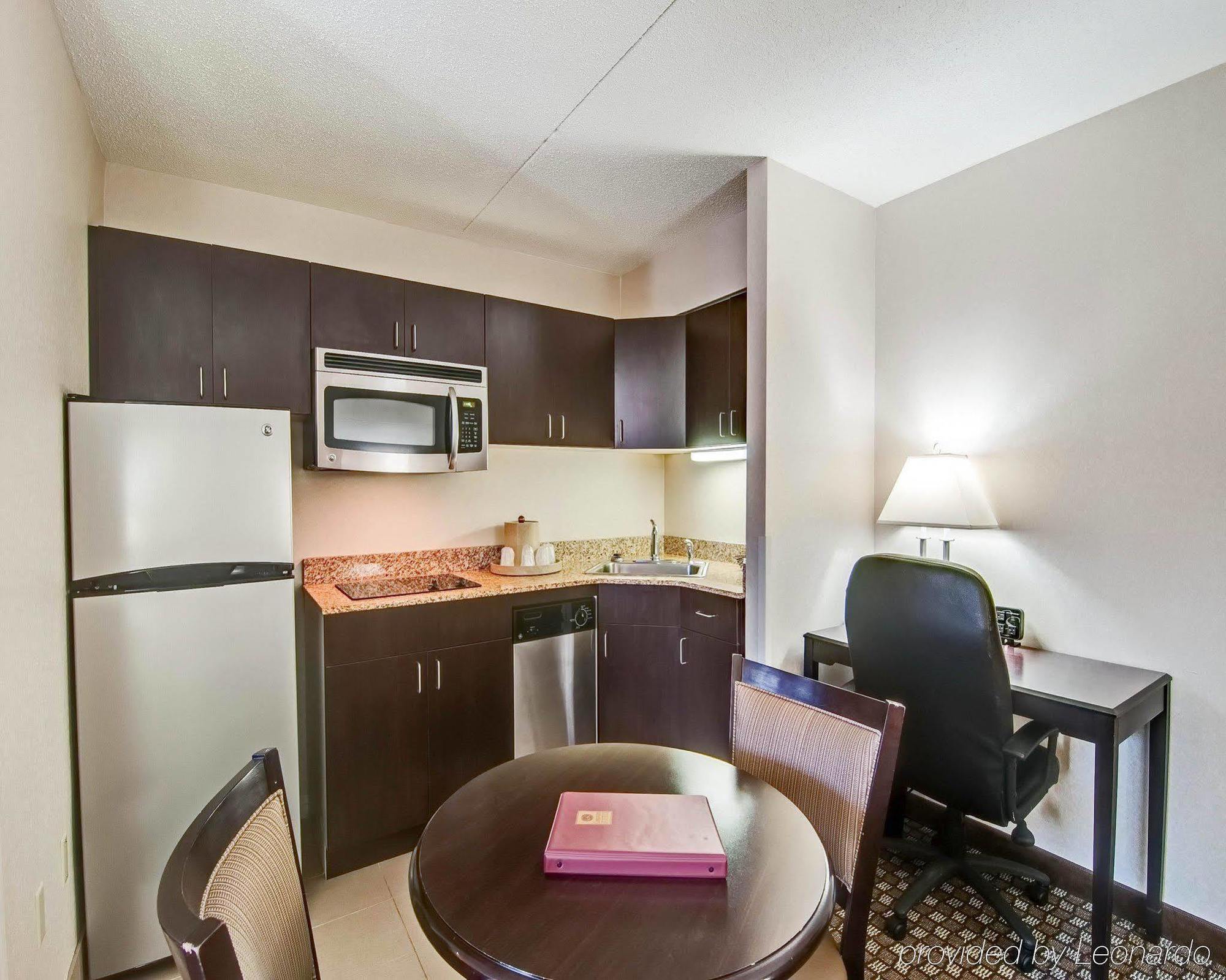 Holiday Inn Express Blacksburg By Ihg Exterior photo